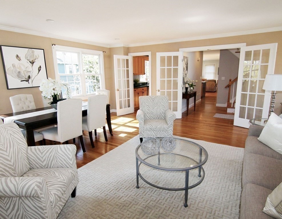 26 Bowker Street Lexington, MA 02421 - Photo 4 of 32 Gallery Image 4