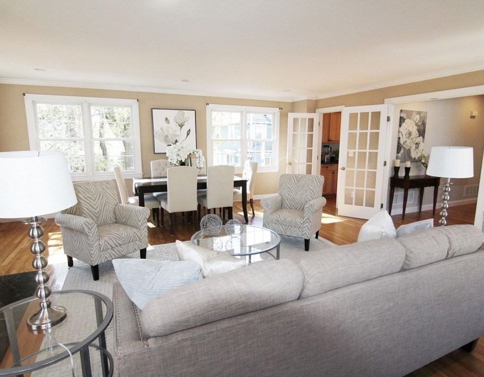 26 Bowker Street Lexington, MA 02421 - Photo 5 of 32 Gallery Image 5