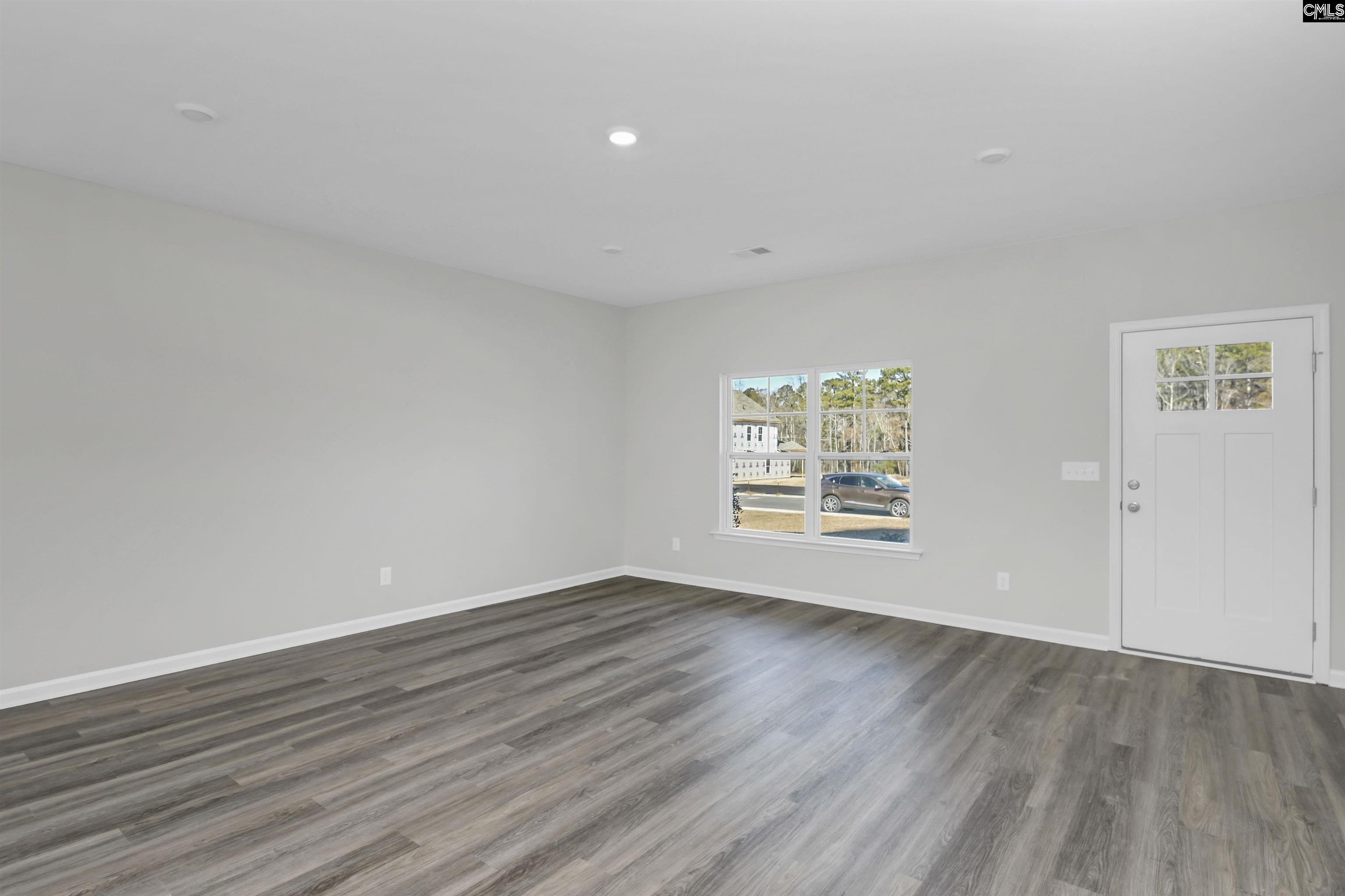 143 Middlesex Court Lugoff, SC 29078 - Photo 8 of 24