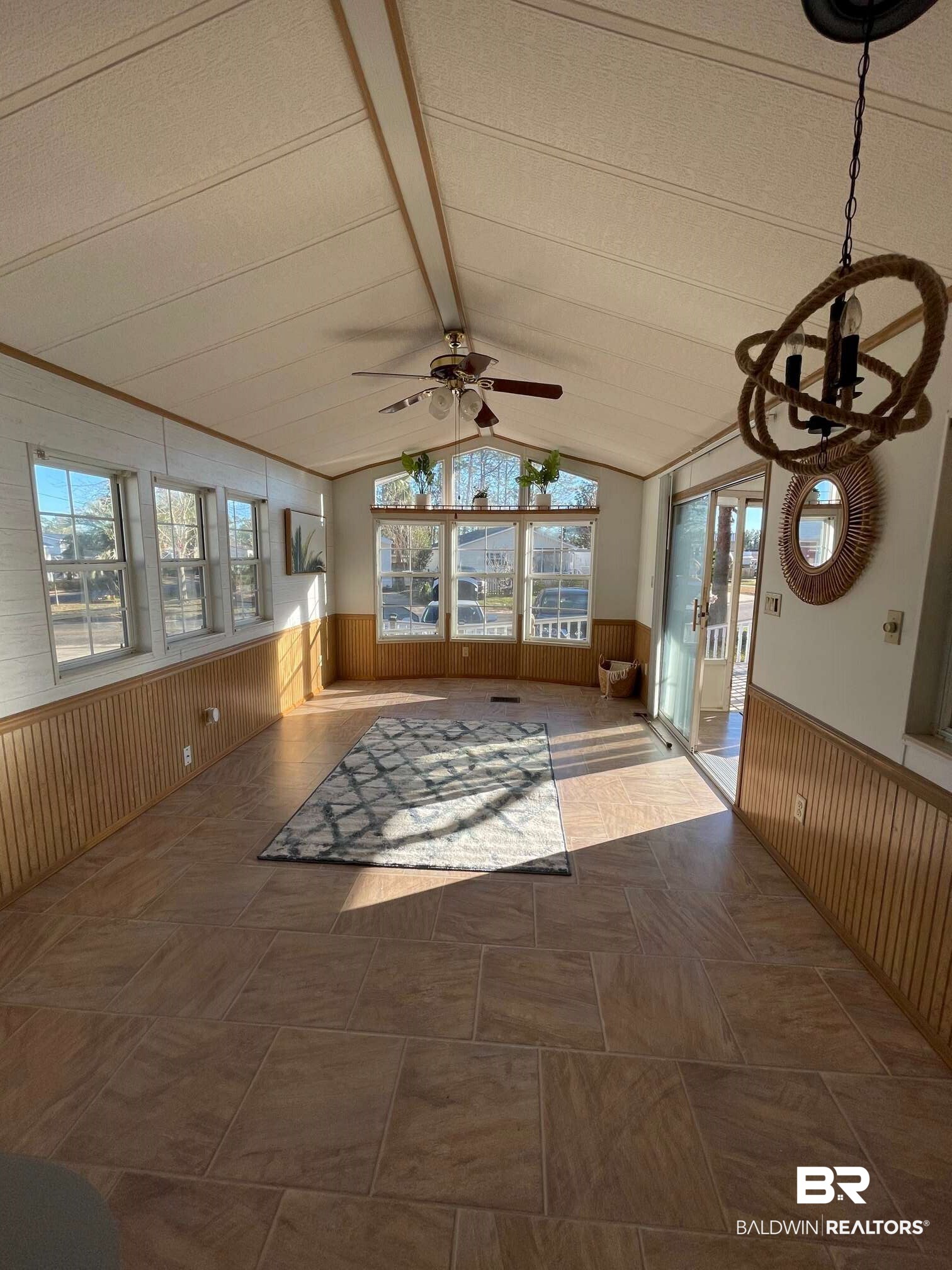 186 Defuniak Loop Lillian, AL 36549 - Photo 6 of 20 Bay window in living room.