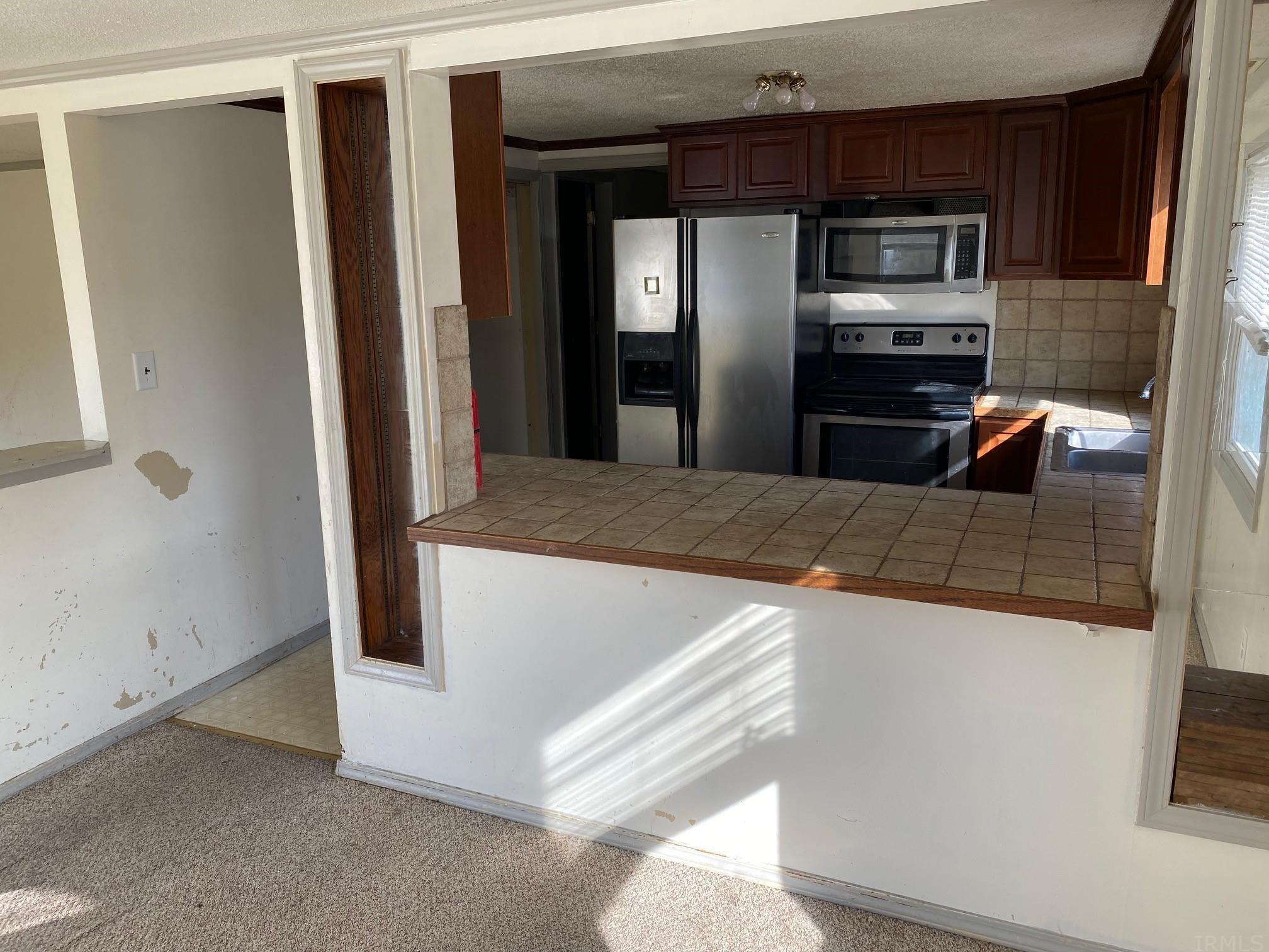 2515 Freeman Street Fort Wayne, IN 46802 - Photo 9 of 19
