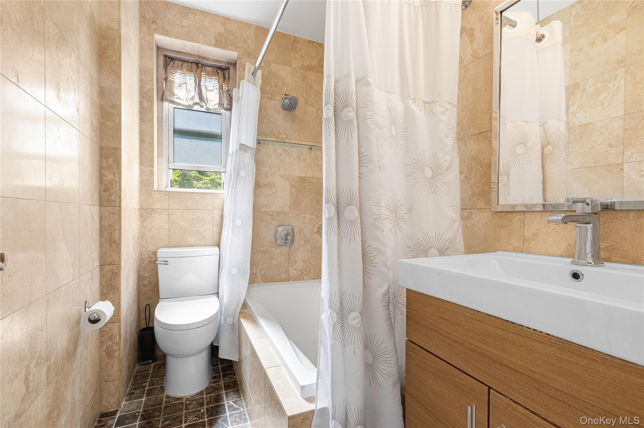 824 Palmer Road, Unit 2D Bronxville, NY 10708 - Photo 15 of 21