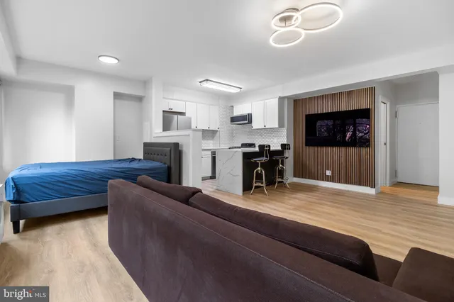 $2,250 | 1711 Massachusetts Avenue Northwest, Unit 132, Washington, DC 20036