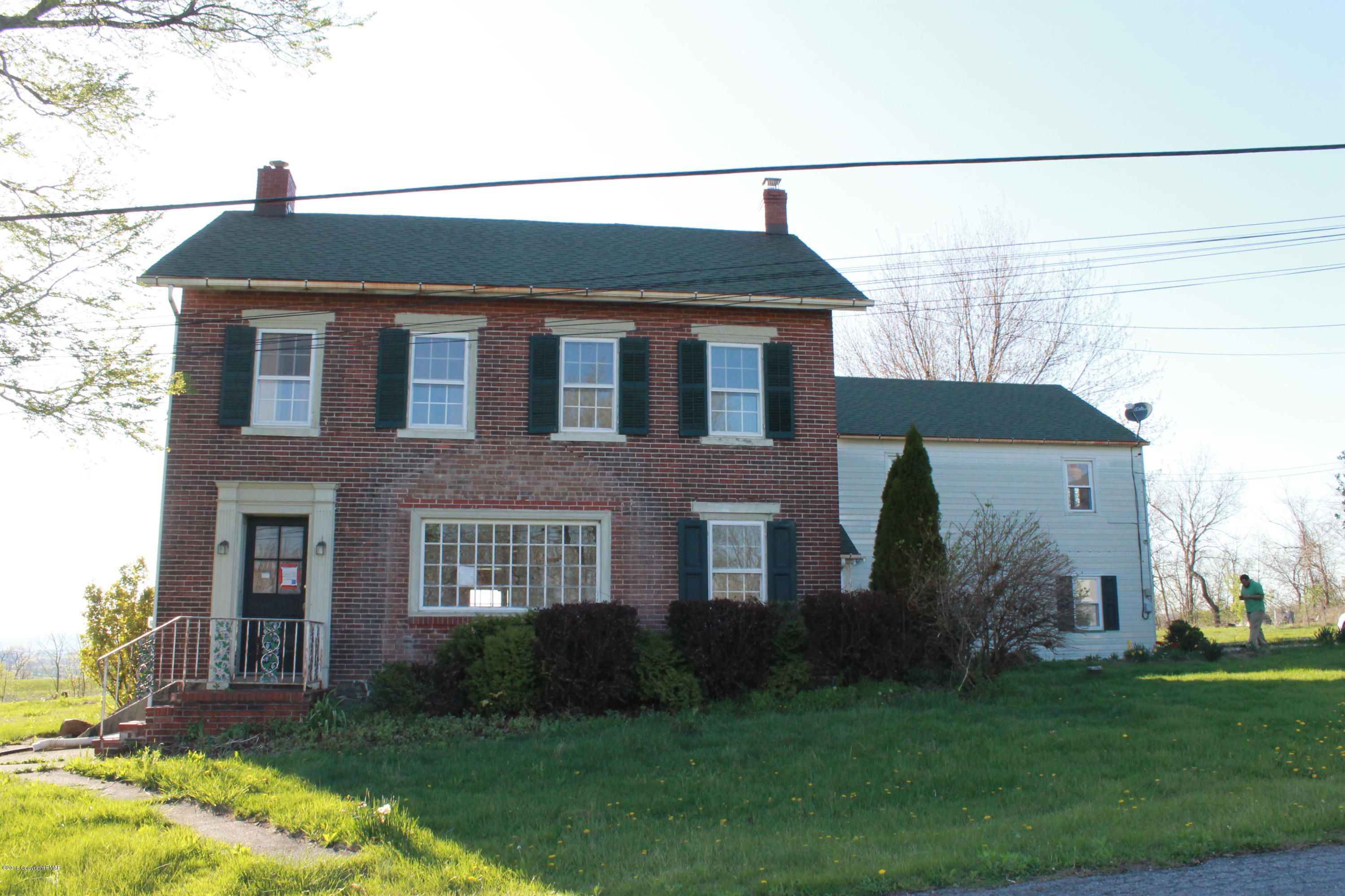 212 Johnson Road Bangor, PA 18013 - Photo 1 of 19 IMG_9785
