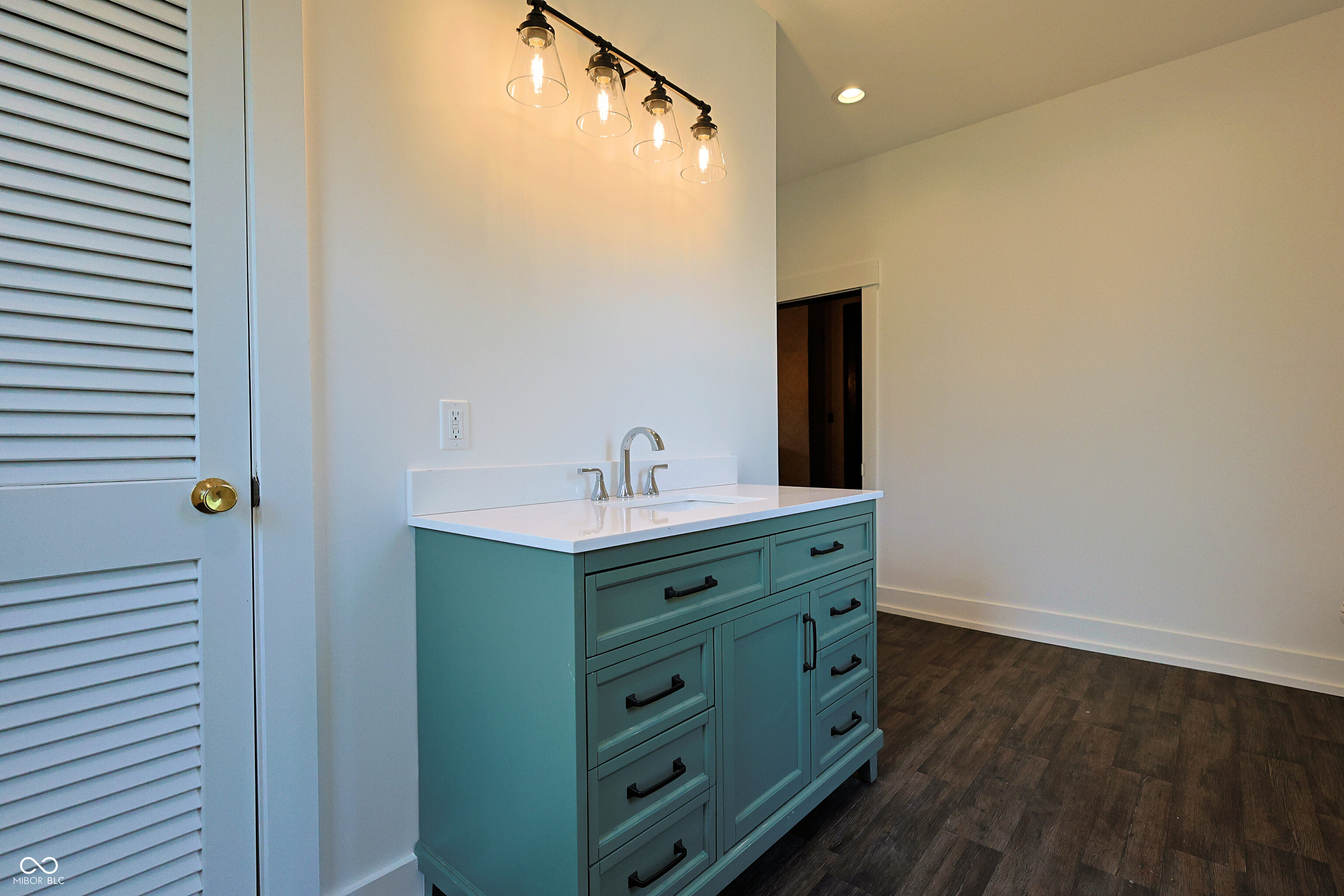 342 High Street Hope, IN 47246 - Photo 18 of 39 Gallery Image 18