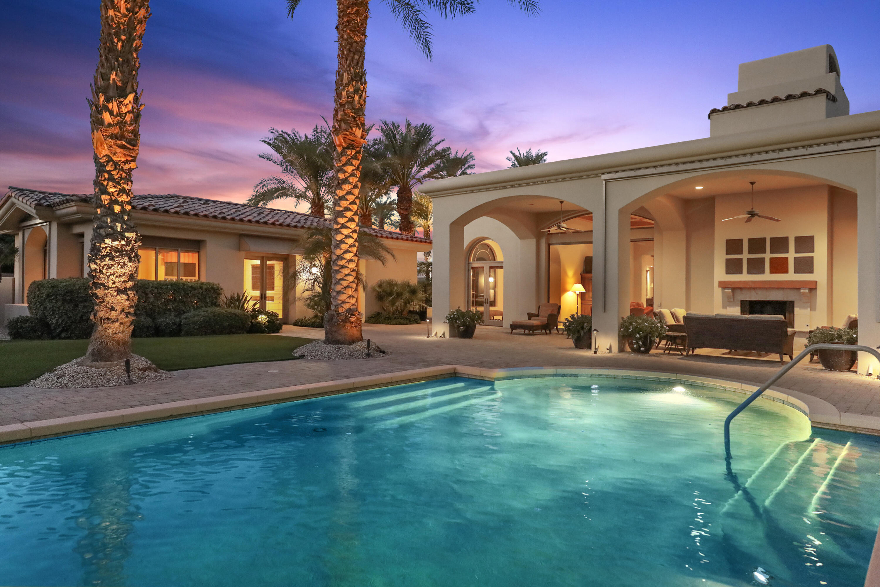 50360 Woodmere La Quinta, CA 92253 - Photo 34 of 56 a view of a building with a swimming pool