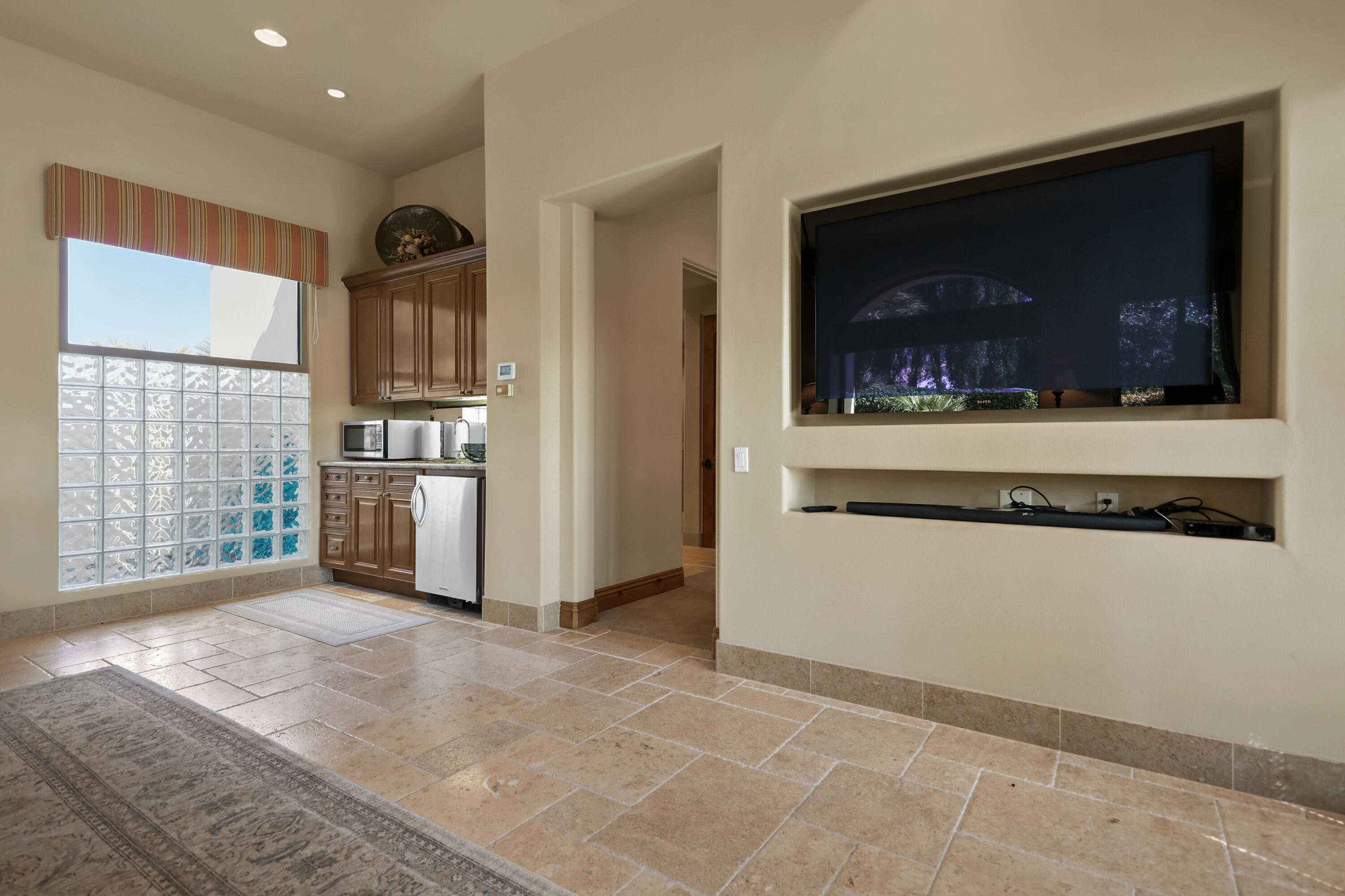 50360 Woodmere La Quinta, CA 92253 - Photo 48 of 56 a view of a livingroom with furniture and front door