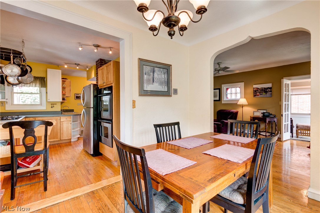 17407 Neff Road Cleveland, OH 44119 - Photo 3 of 35 Dining room opens to kitchen...