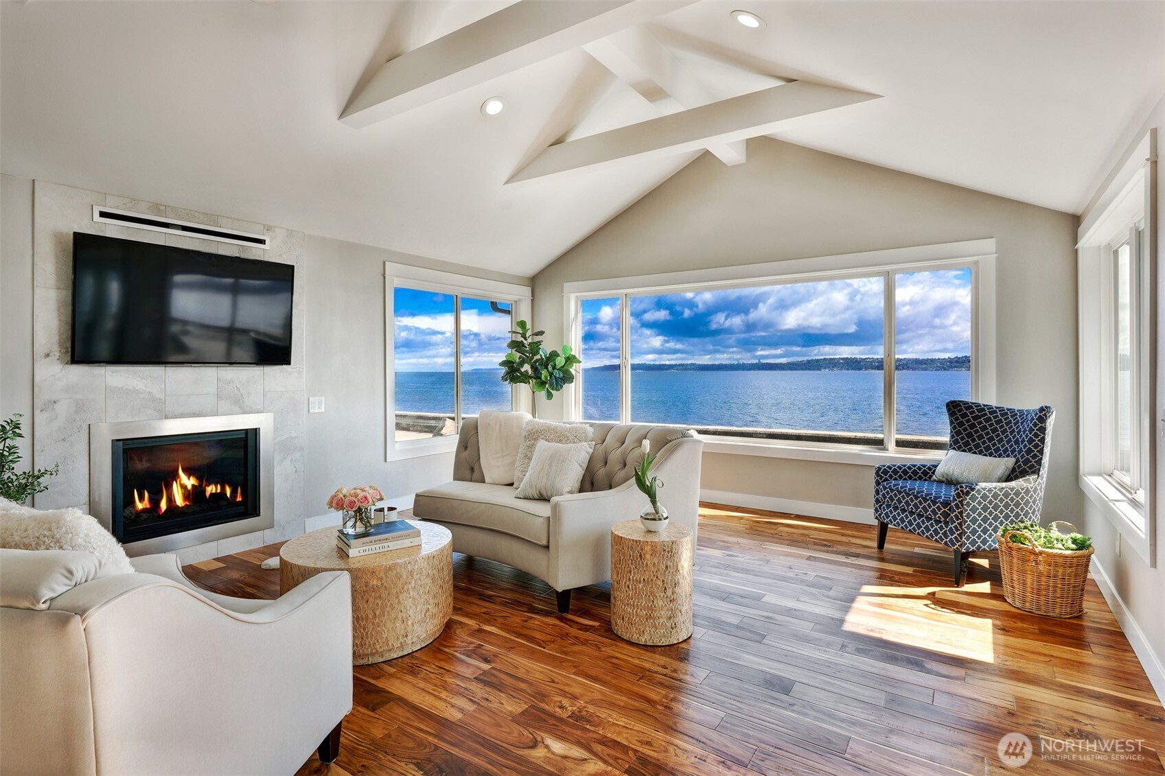 14208 Glen Acres Road Southwest Vashon, WA 98070 - Photo 4 of 27