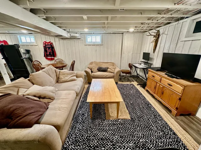 $254,900 | 507 6th Street Northeast, Roseau, MN 56751