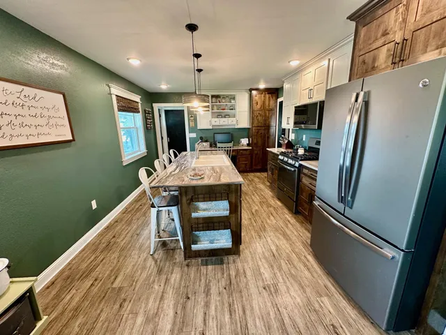 $254,900 | 507 6th Street Northeast, Roseau, MN 56751