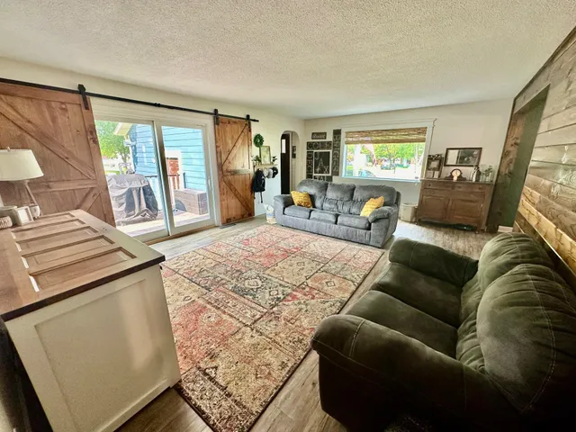 $254,900 | 507 6th Street Northeast, Roseau, MN 56751