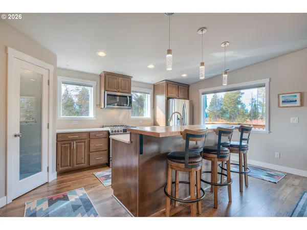 $899,000 | 16732 Contorta Place, La Pine, OR 97739