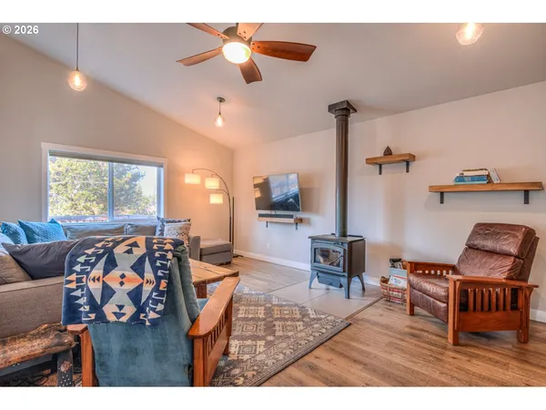 $899,000 | 16732 Contorta Place, La Pine, OR 97739
