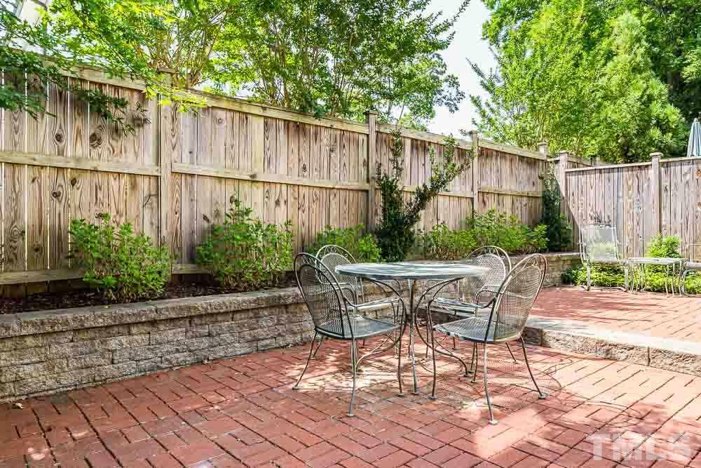 2737 Oberlin Road, Unit 101 Raleigh, NC 27608 - Photo 11 of 24
