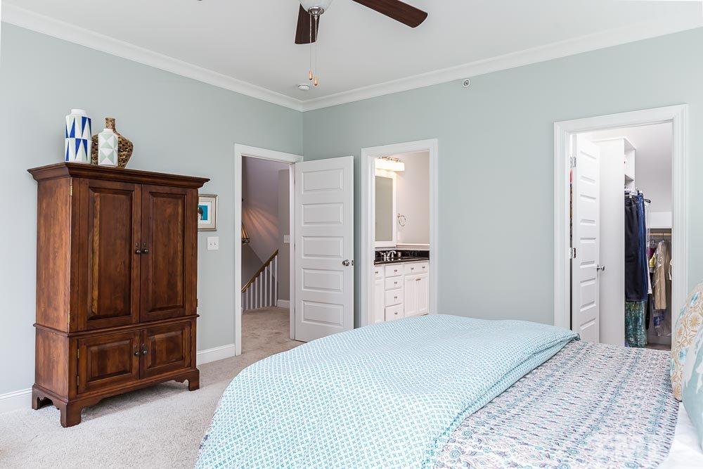 2737 Oberlin Road, Unit 101 Raleigh, NC 27608 - Photo 15 of 24