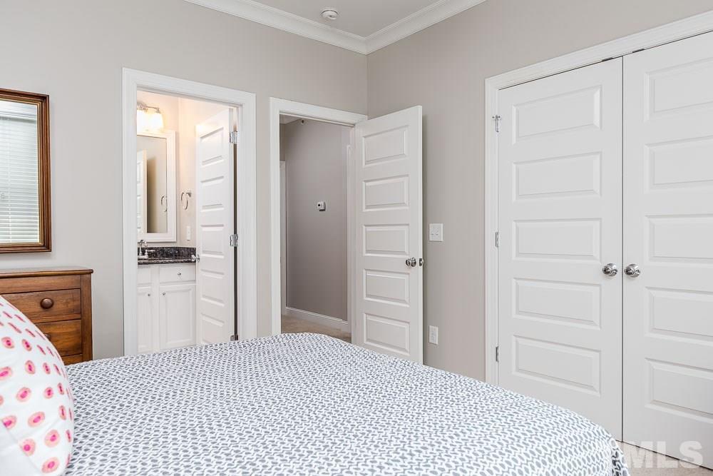 2737 Oberlin Road, Unit 101 Raleigh, NC 27608 - Photo 19 of 24