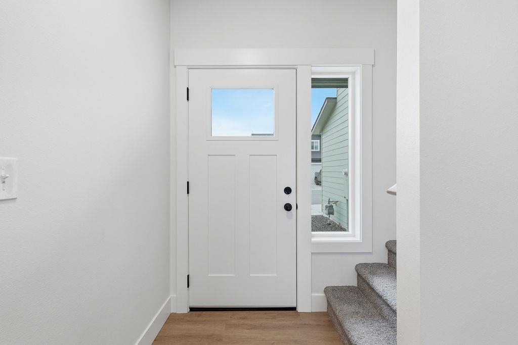 1220 North Walnut Road Spokane Valley, WA 99206 - Photo 4 of 46