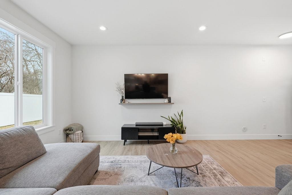 1220 North Walnut Road Spokane Valley, WA 99206 - Photo 8 of 46