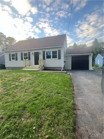 $1,500 | 220 Roxann Avenue, Cicero, NY 13212