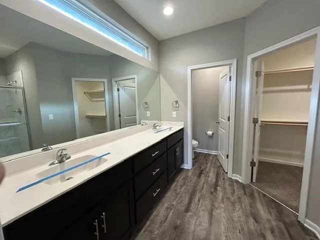 $340,000 | 21717 Southcreek Road, Peculiar, MO 64078