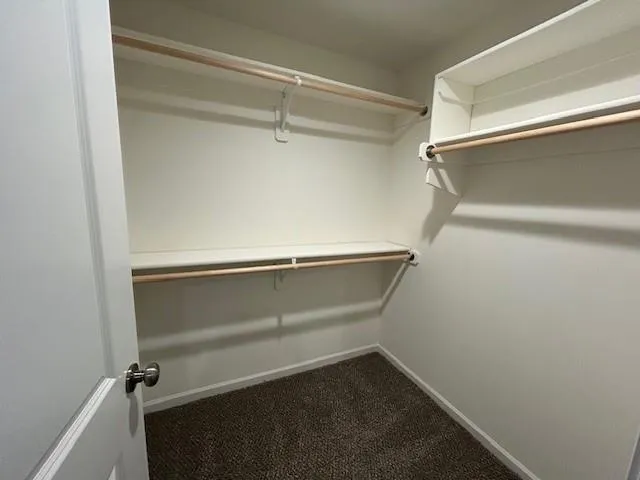 $340,000 | 21717 Southcreek Road, Peculiar, MO 64078