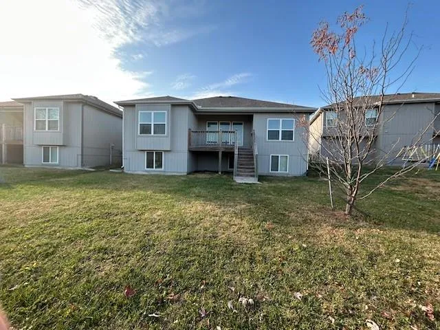 $340,000 | 21717 Southcreek Road, Peculiar, MO 64078