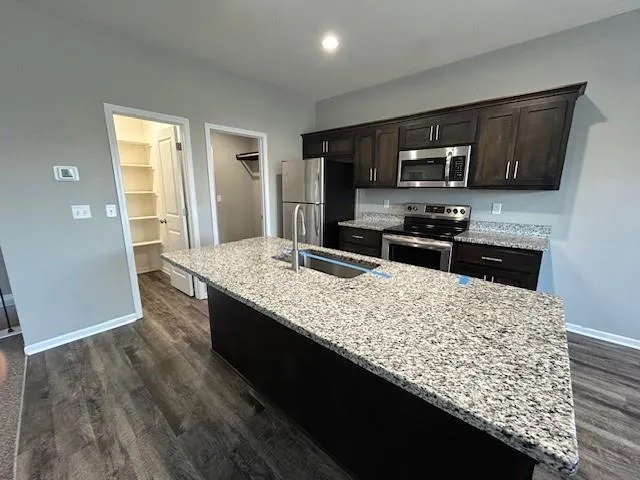 $340,000 | 21717 Southcreek Road, Peculiar, MO 64078