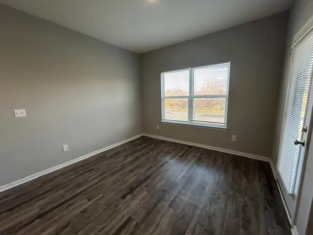 $340,000 | 21717 Southcreek Road, Peculiar, MO 64078