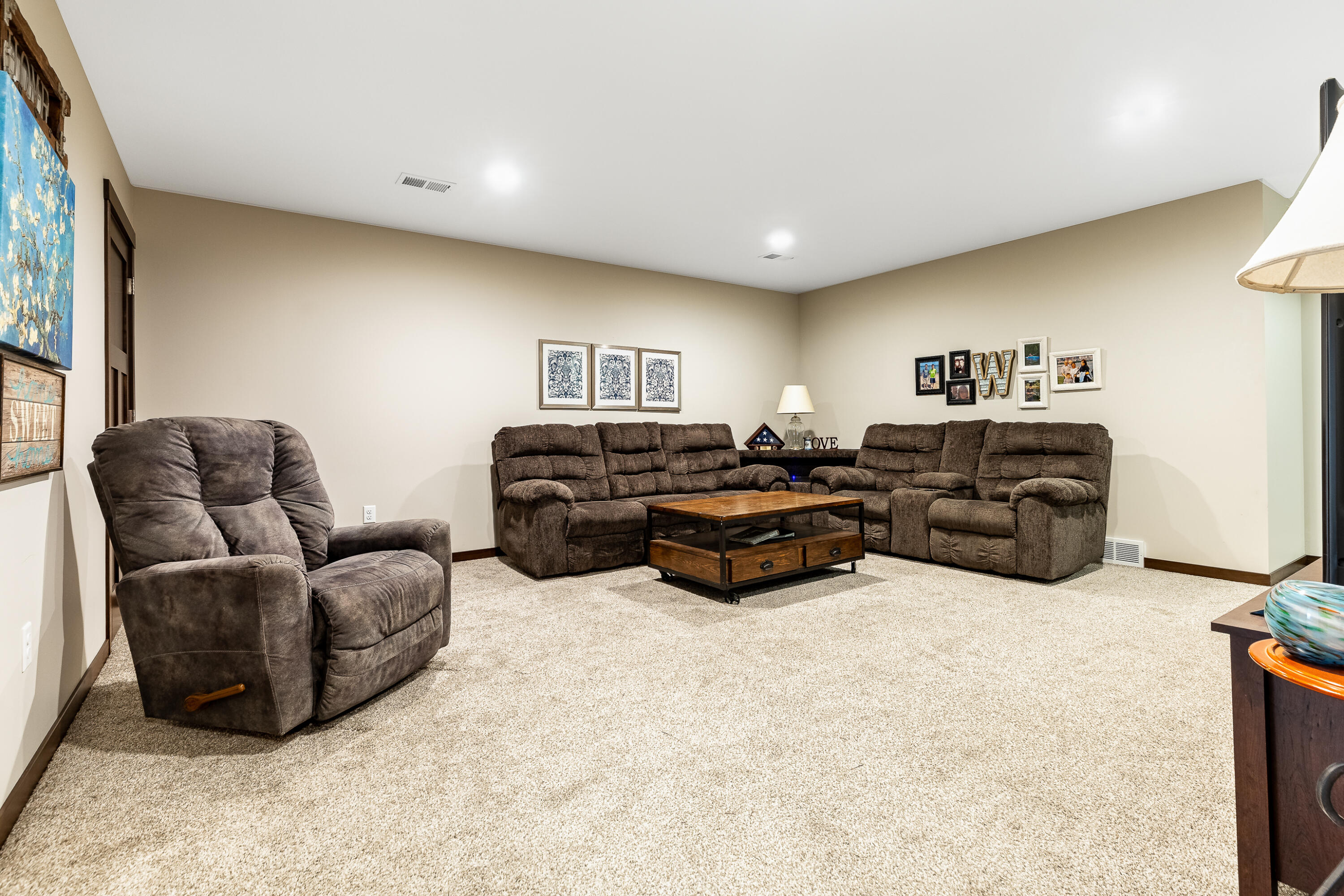 1900 Spakenburg Road Holmen, WI 54636 - Photo 20 of 27 1900 Spakenburg-21