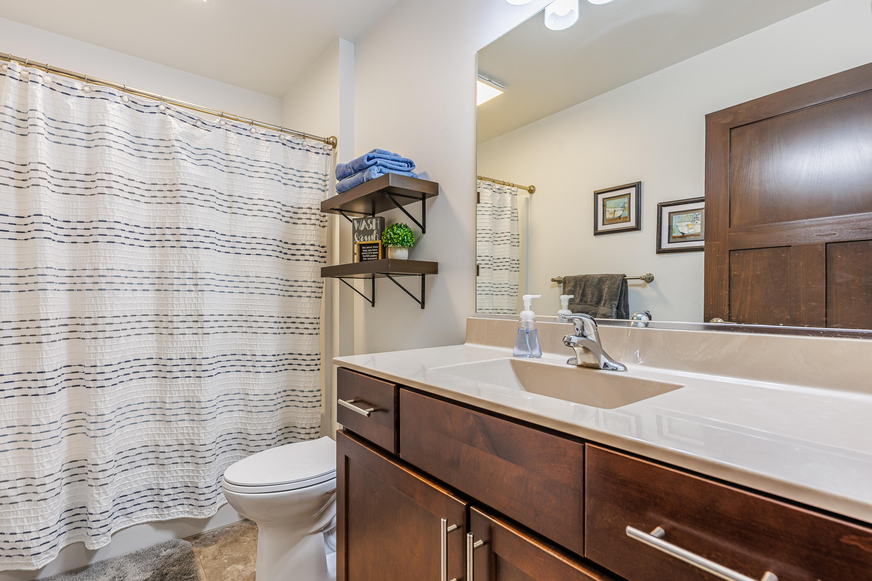 1900 Spakenburg Road Holmen, WI 54636 - Photo 6 of 27 1900 Spakenburg-18