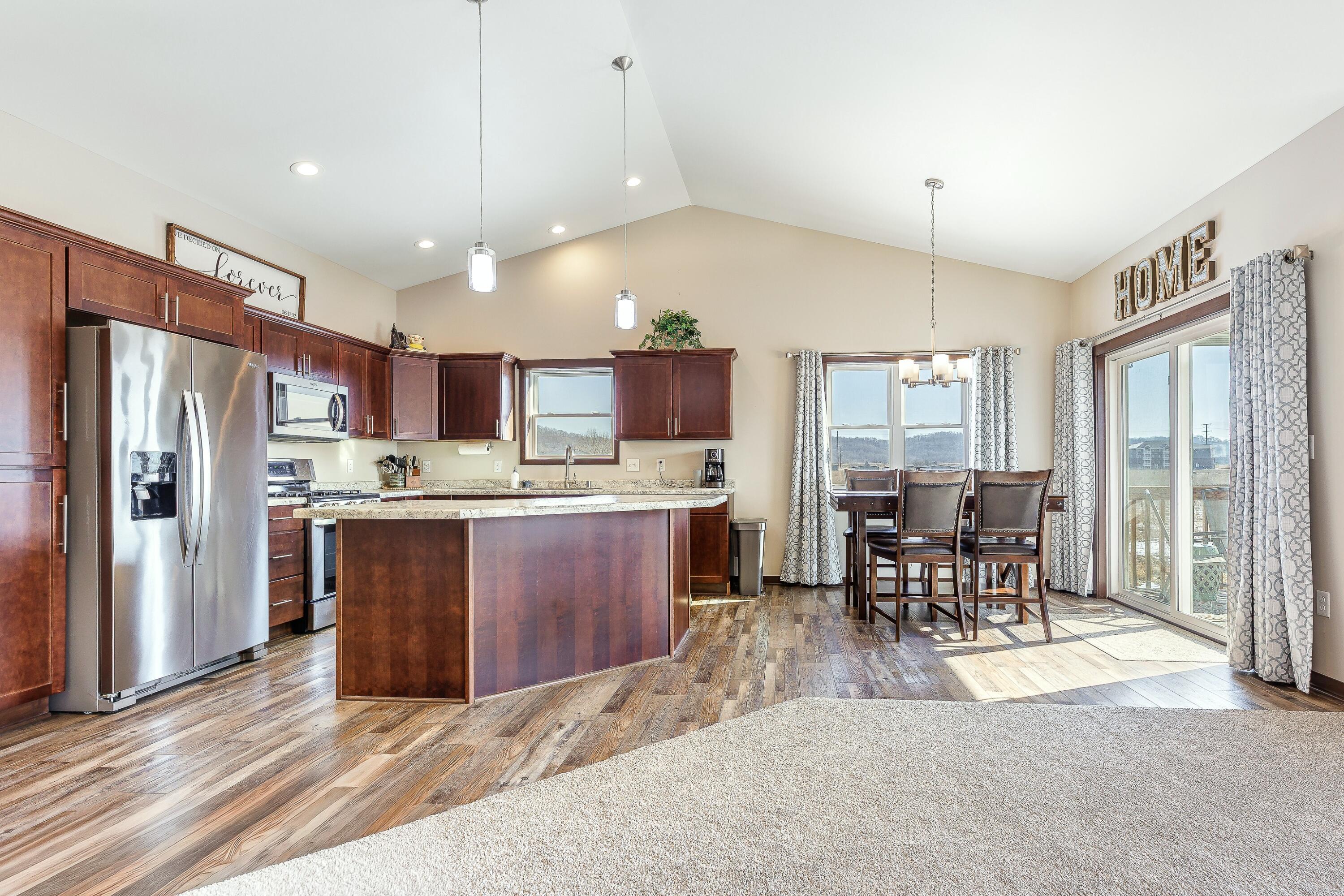 1900 Spakenburg Road Holmen, WI 54636 - Photo 10 of 27 1900 Spakenburg-8