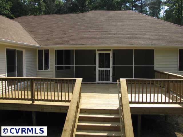 6986 Sandy Ridge Road Hopewell, VA 23860 - Photo 3 of 7 Gallery Image 3