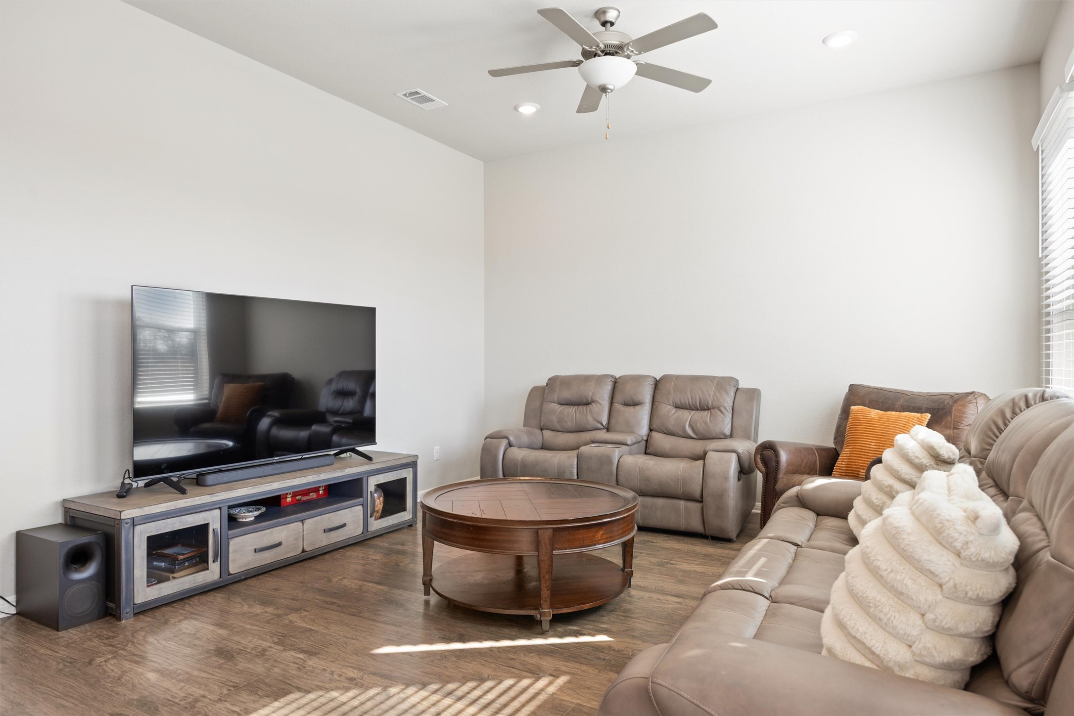 1020 Vista View Drive, Unit 1202 Georgetown, TX 78626 - Photo 17 of 40