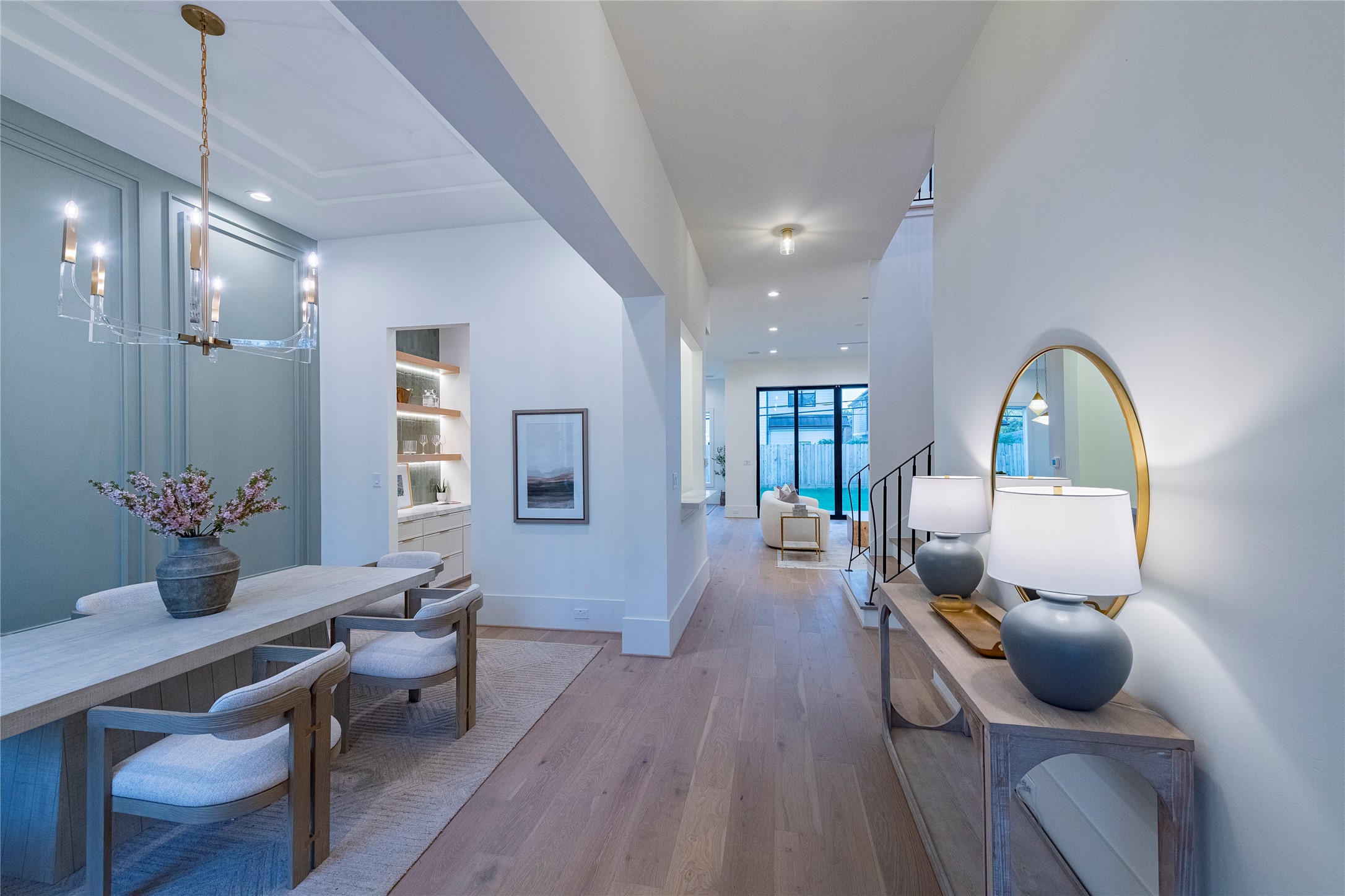 1407 Martin Street Houston, TX 77018 - Photo 2 of 34 a living room with furniture