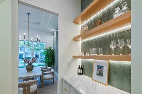 $1,799,000 | 1407 Martin Street, Houston, TX 77018