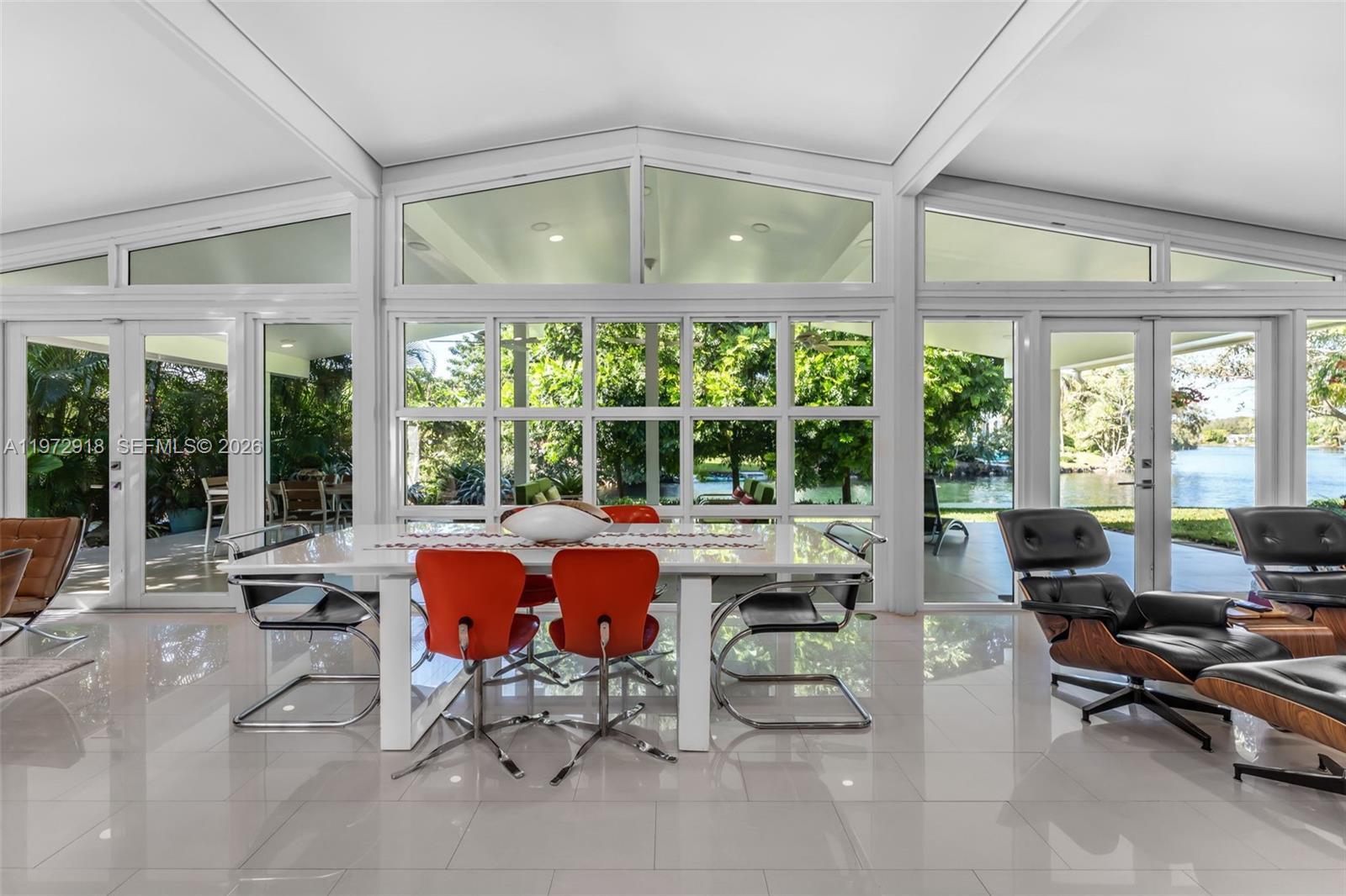 12950 Southwest 67th Avenue Pinecrest, FL 33156 - Photo 12 of 39