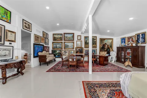 $6,000,000 | 12950 Southwest 67th Avenue, Pinecrest, FL 33156