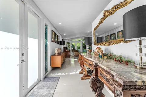 $6,000,000 | 12950 Southwest 67th Avenue, Pinecrest, FL 33156