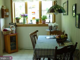 135 Garden Road Oreland, PA 19075 - Photo 5 of 6 Gallery Image 5