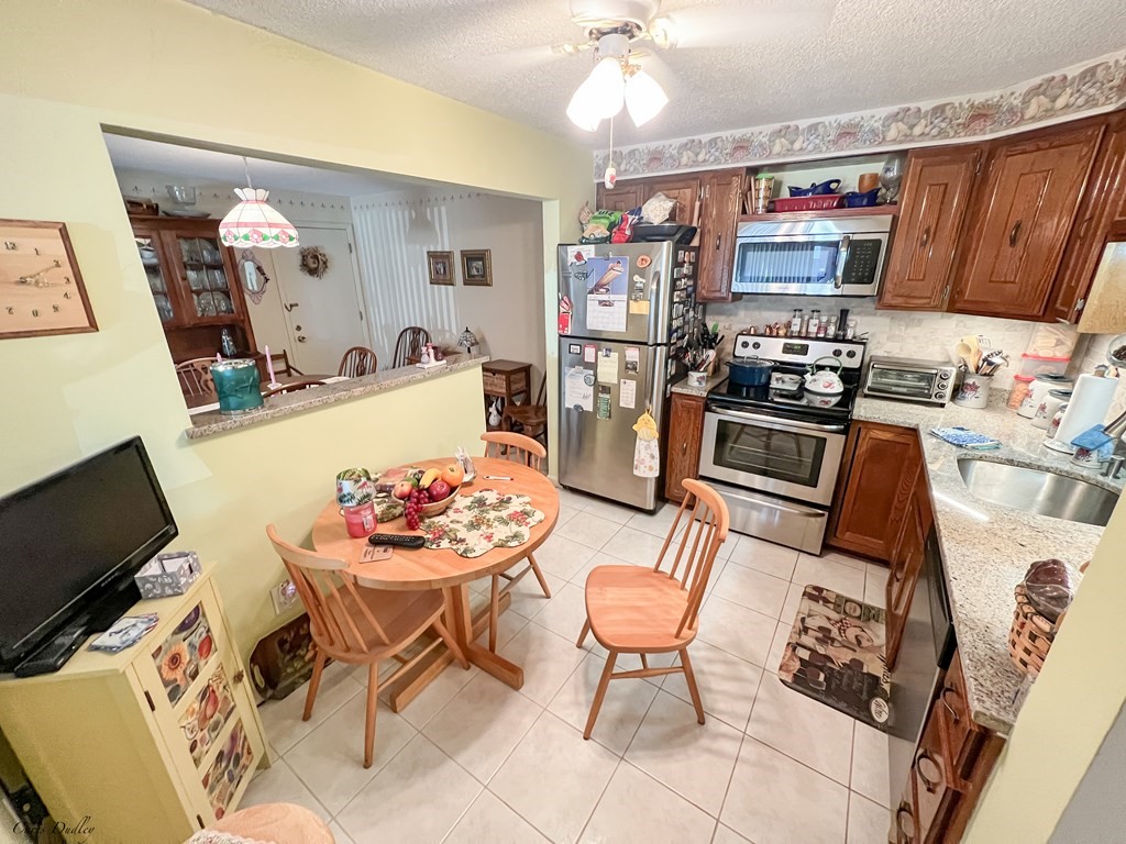 141 Essex Street, Unit B2 Saugus, MA 01906 - Photo 8 of 35