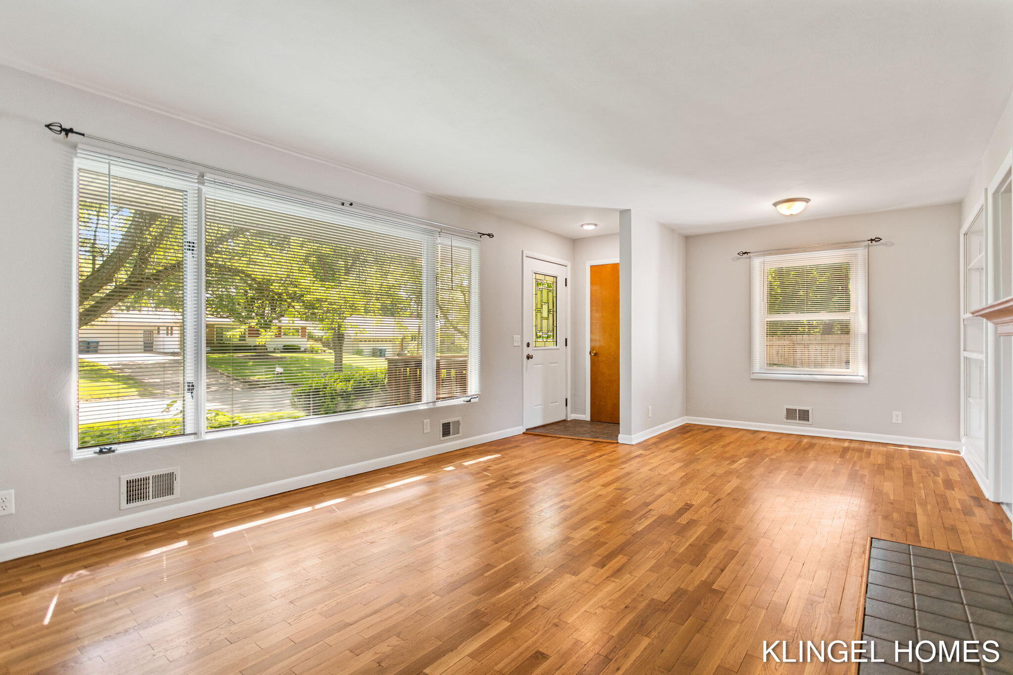801 Piccadilly Road Kalamazoo, MI 49006 - Photo 2 of 34 12-web-or-mls-801-piccadilly-rd
