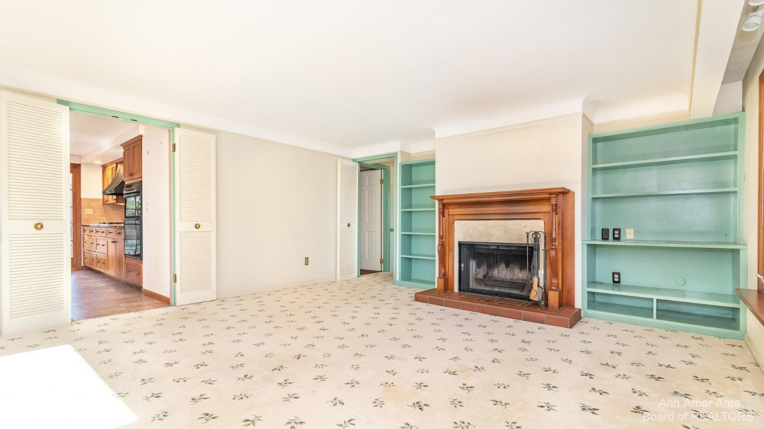 2420 Yorkshire Road Ann Arbor, MI 48104 - Photo 12 of 36 Photo 12