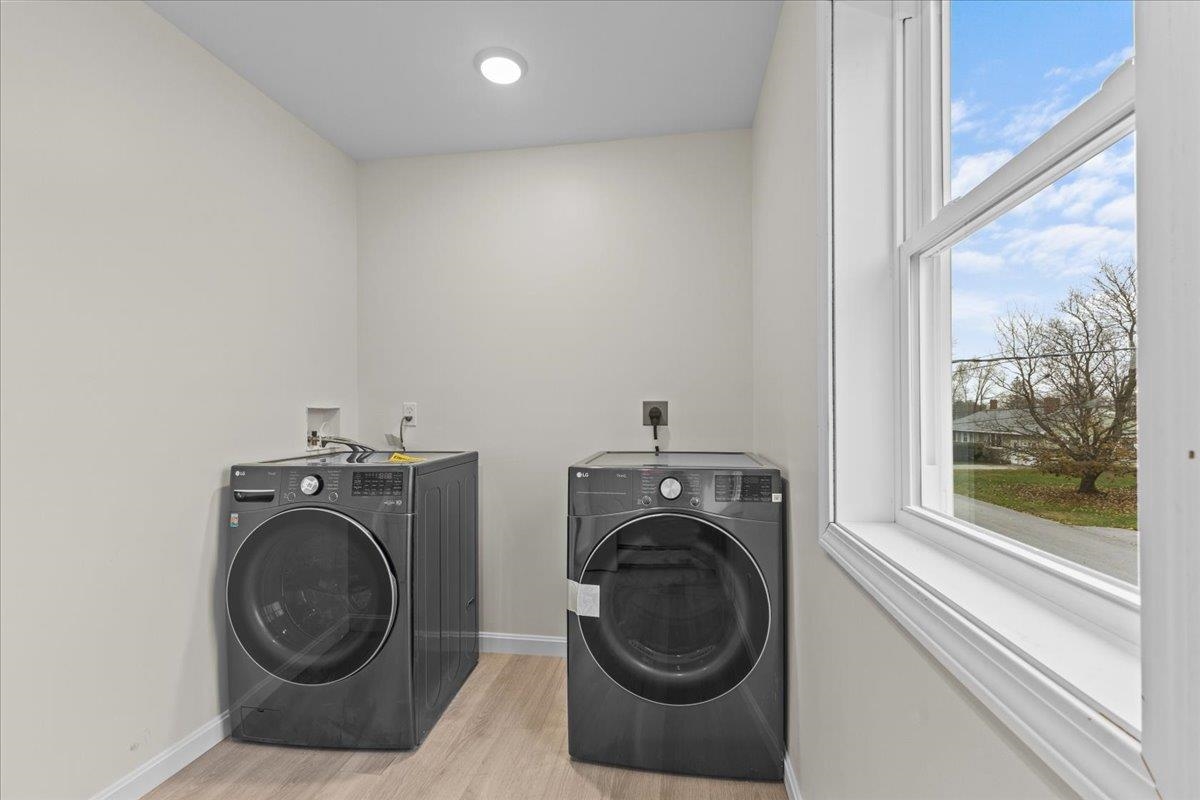 47 Russell Street St. Albans, VT 05478 - Photo 11 of 31