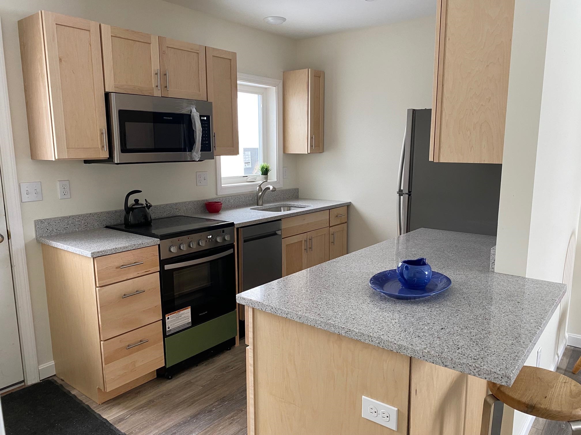 47 Russell Street St. Albans, VT 05478 - Photo 15 of 31