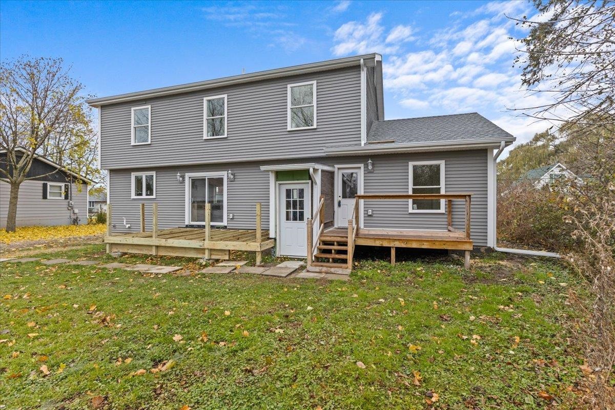 47 Russell Street St. Albans, VT 05478 - Photo 27 of 31