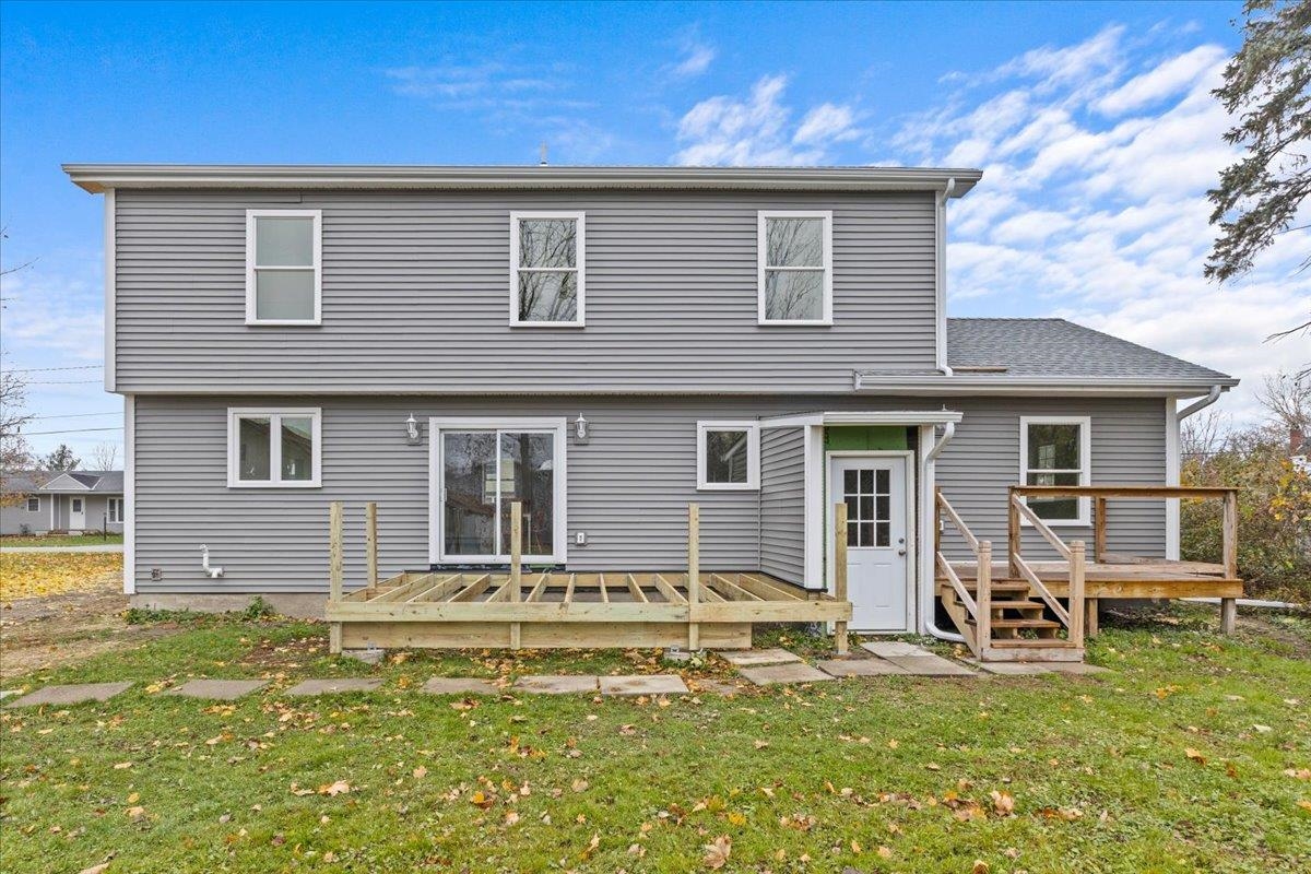 47 Russell Street St. Albans, VT 05478 - Photo 28 of 31