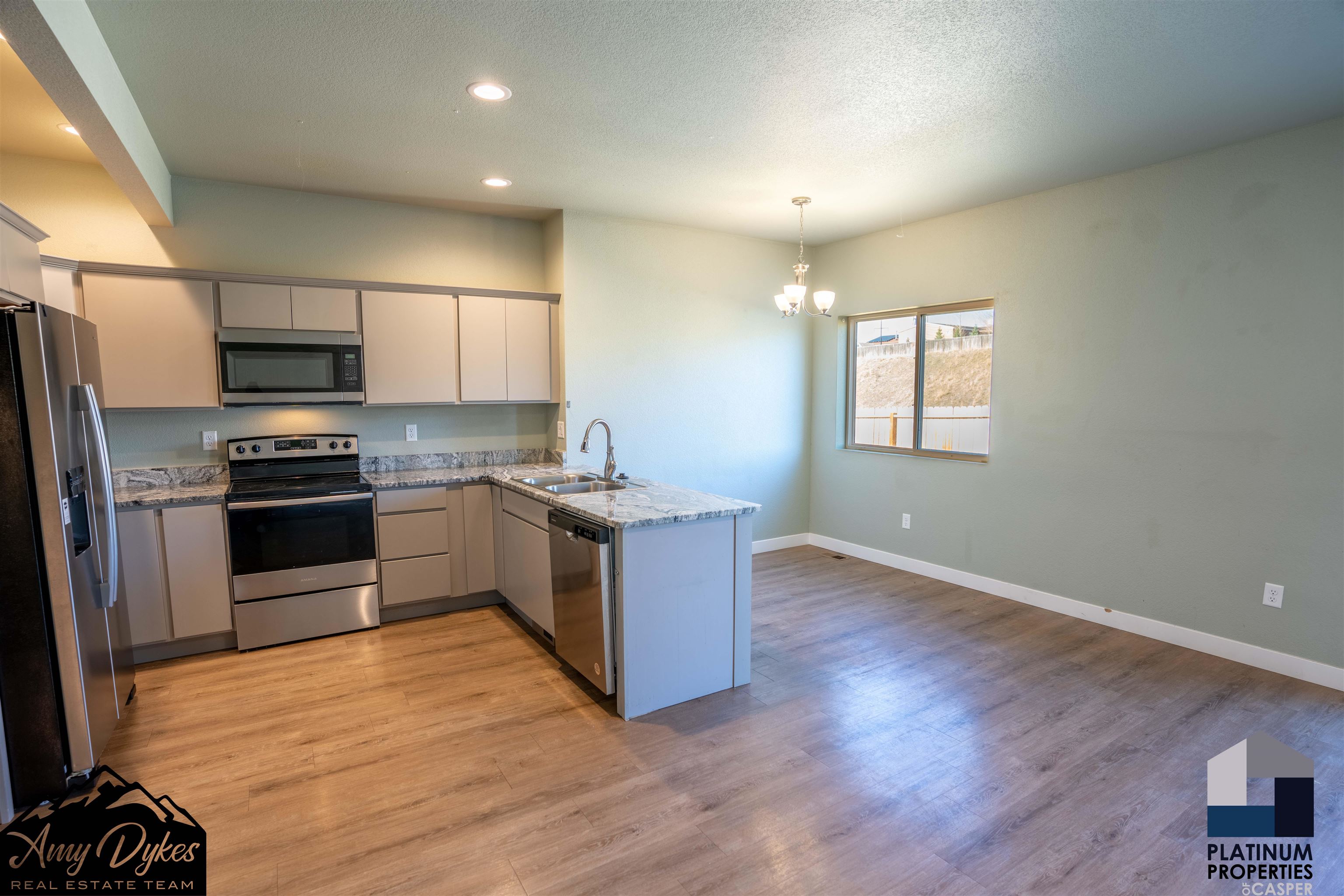 680 Badger Lane Mills, WY 82644 - Photo 7 of 29