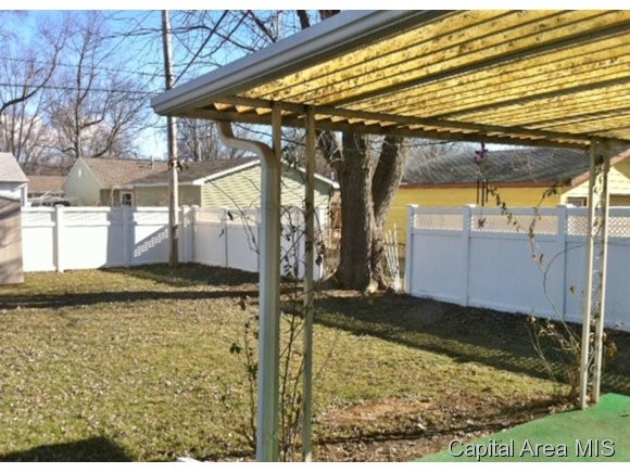 3312 Saxony Road Springfield, IL 62703 - Photo 18 of 24
