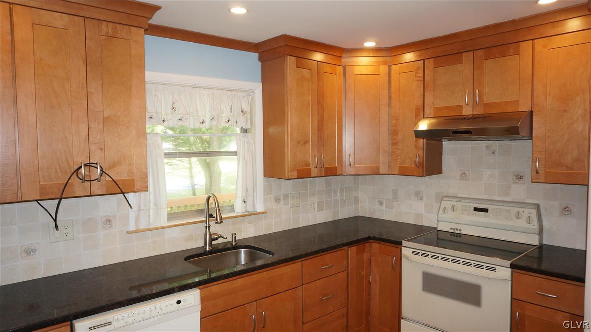 1838 Meadows Road Hellertown, PA 18055 - Photo 23 of 50 Gallery Image 23